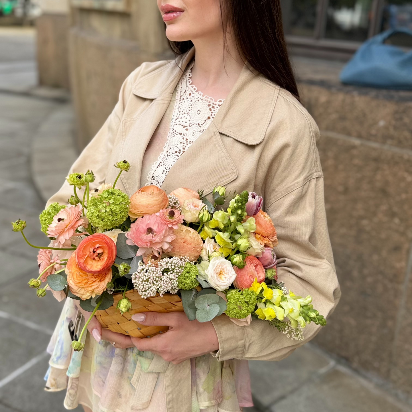 FLORAL BASKET small peach